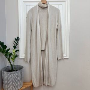 Banana Republic Cream Knitwear Sweater Set (Top & Cardigan) - Size Medium